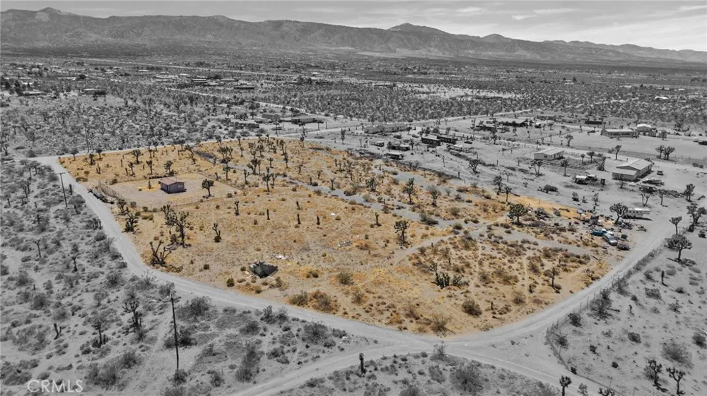 2575 Sacramento Pinon Hills, CA 92372