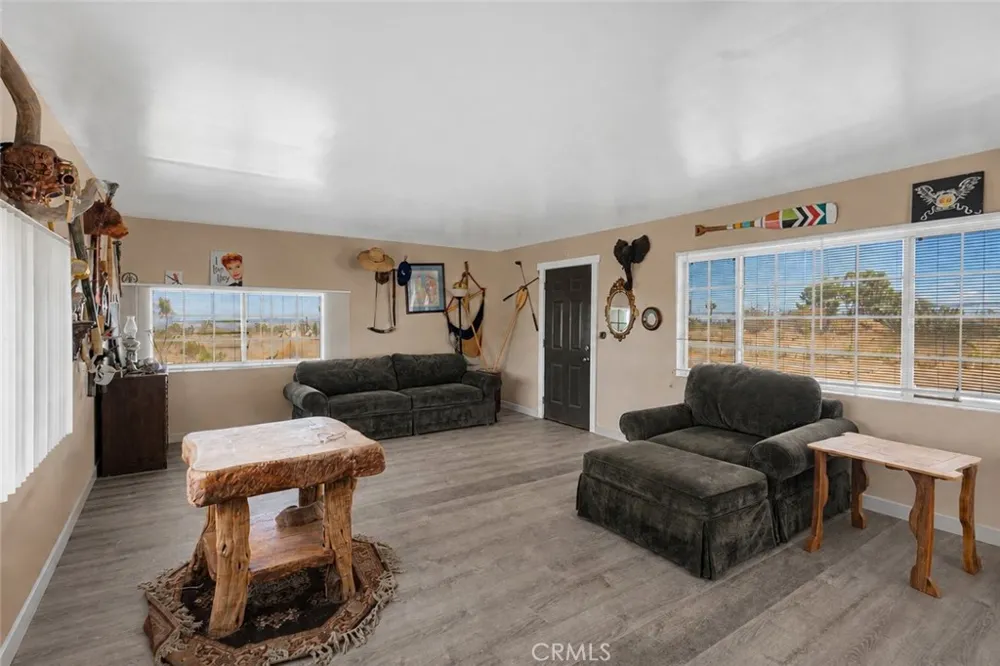 2575 Sacramento Pinon Hills, CA 92372