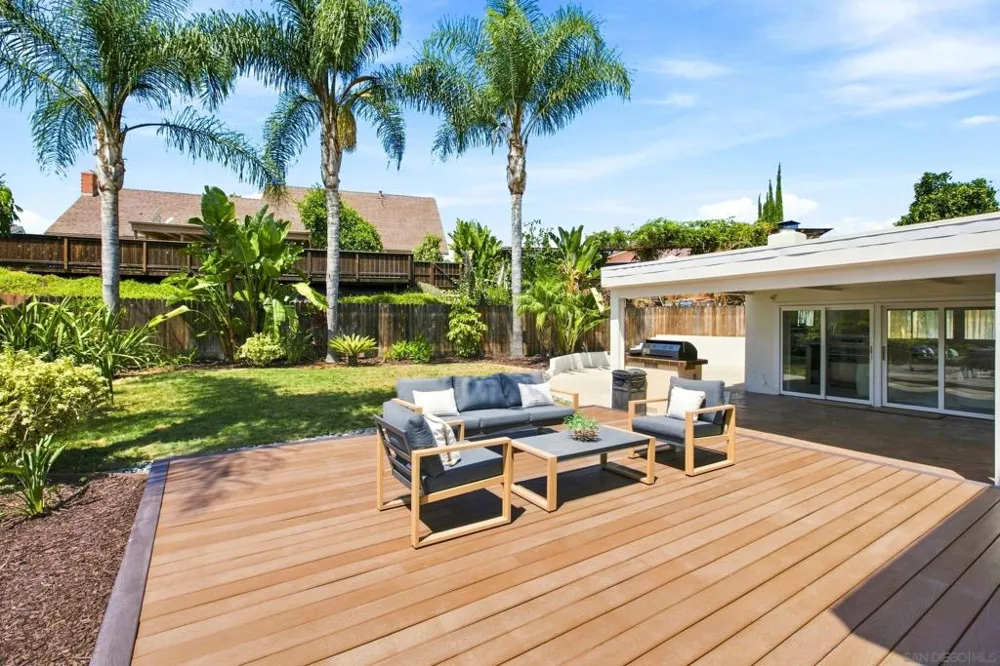 6852 Belle Glade Ave San Diego, CA 92119