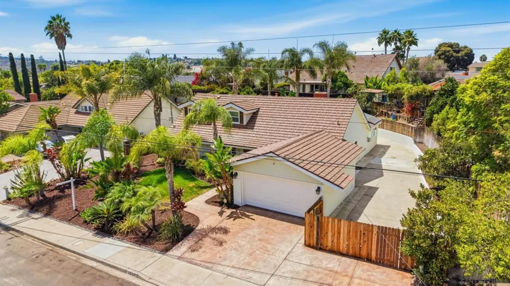 6852 Belle Glade Ave San Diego, CA 92119
