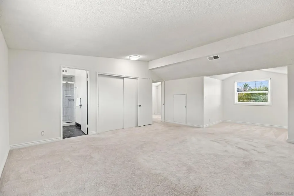 6852 Belle Glade Ave San Diego, CA 92119