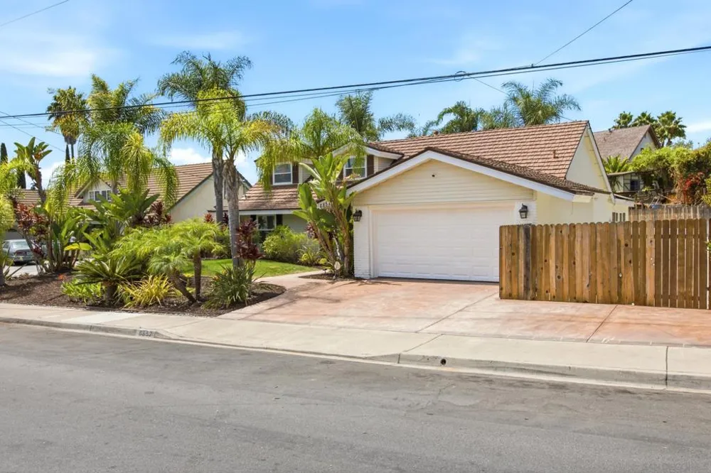 6852 Belle Glade Ave San Diego, CA 92119