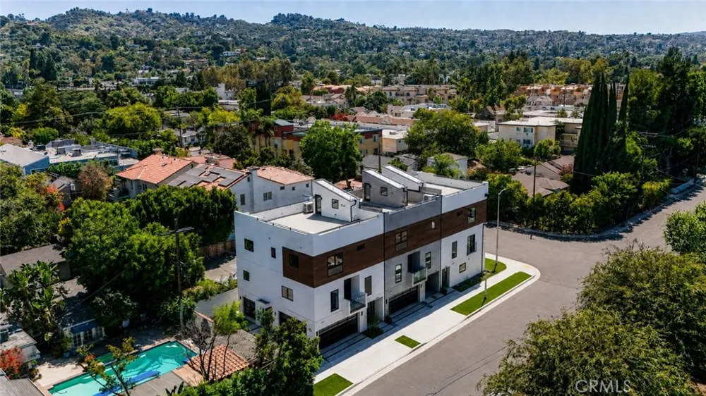 12818 Bloomfield Street Studio City, CA 91604