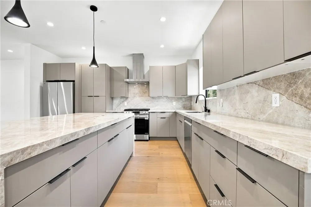 12818 Bloomfield Street Studio City, CA 91604