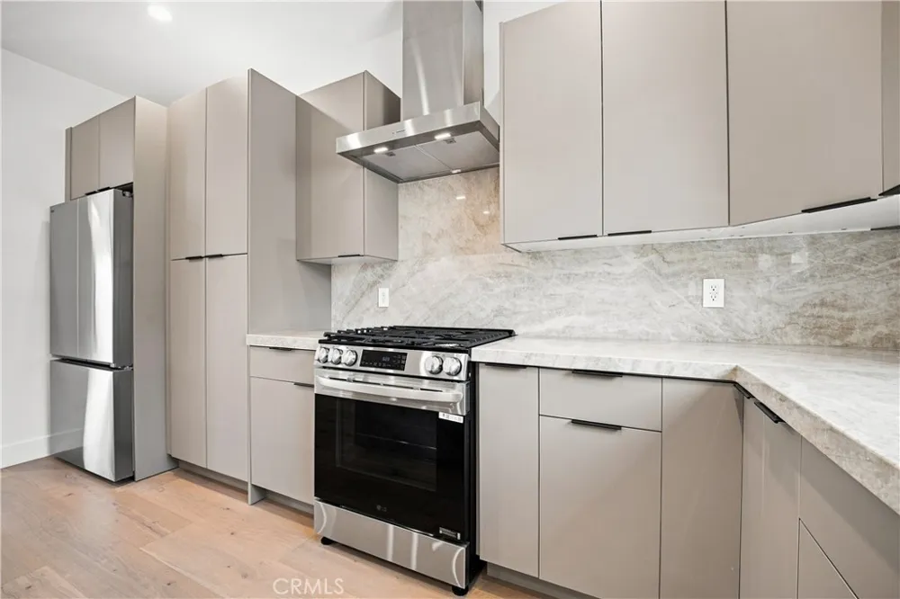 12818 Bloomfield Street Studio City, CA 91604
