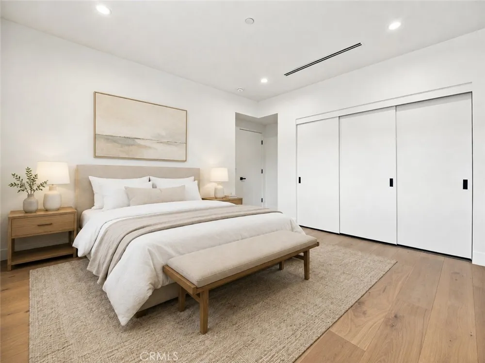 12818 Bloomfield Street Studio City, CA 91604