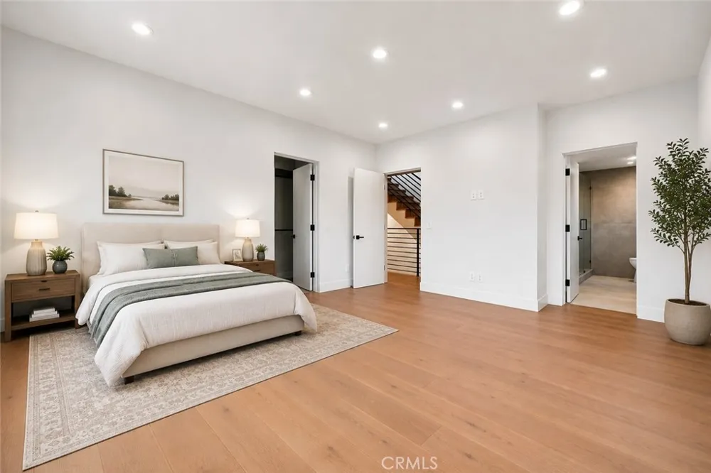 12818 Bloomfield Street Studio City, CA 91604