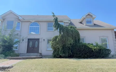 33 Mcguire Dr