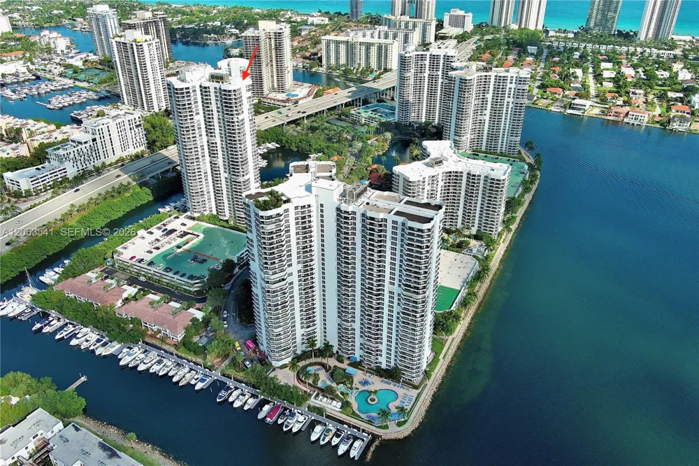 3500 Mystic Pointe Dr #2204 Aventura, FL 33180