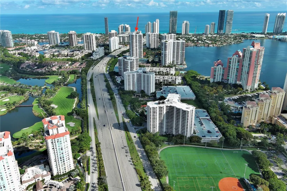 3500 Mystic Pointe Dr #2204 Aventura, FL 33180