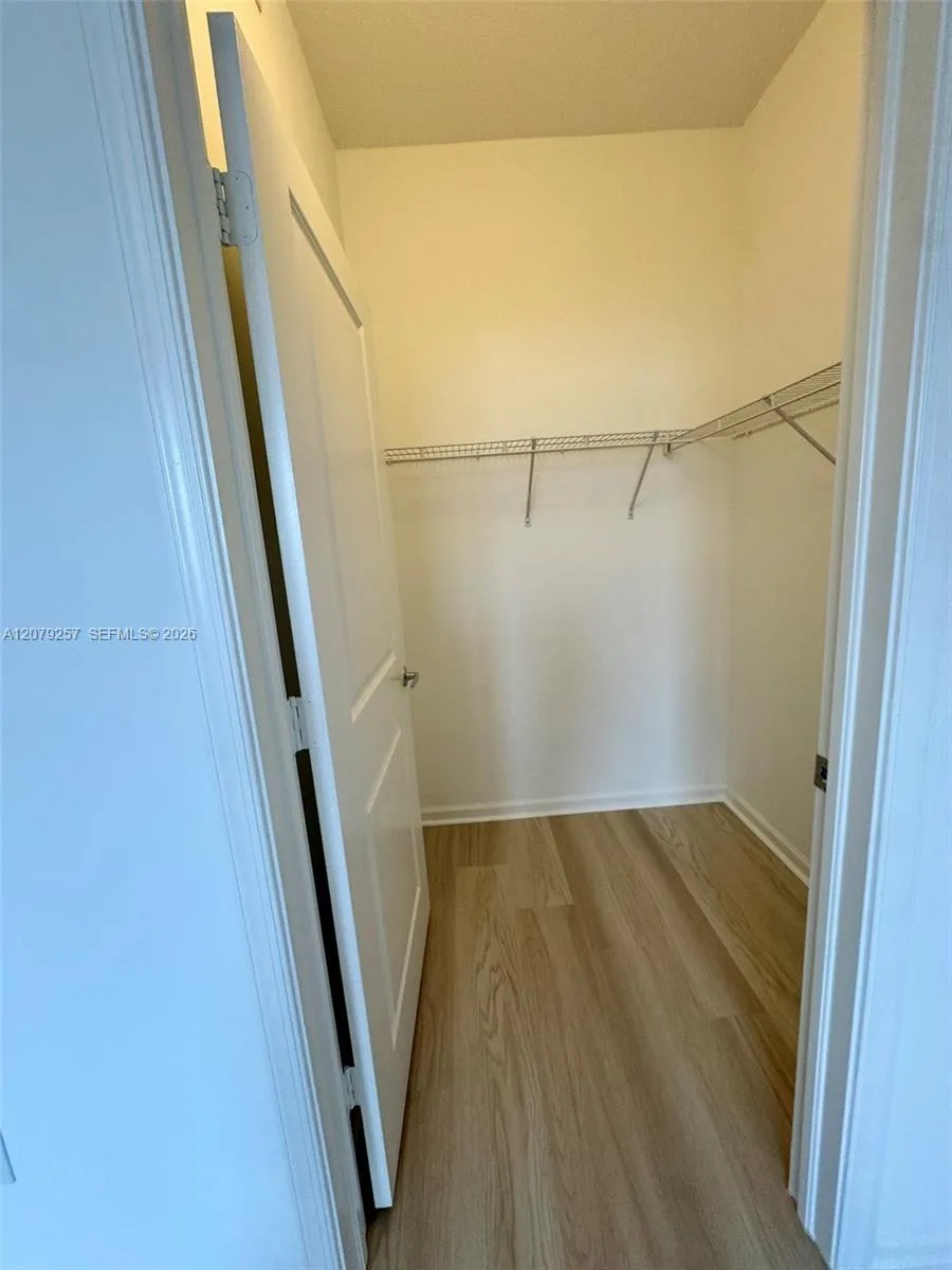 10 Aragon Ave #1008 Coral Gables, FL 33134