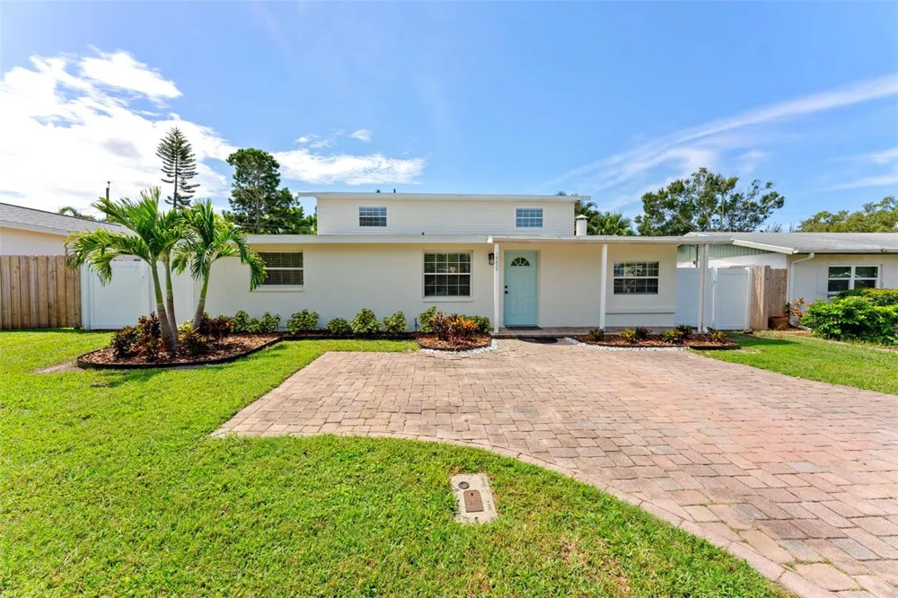 3298 21ST AVENUE SW Largo, FL 33774