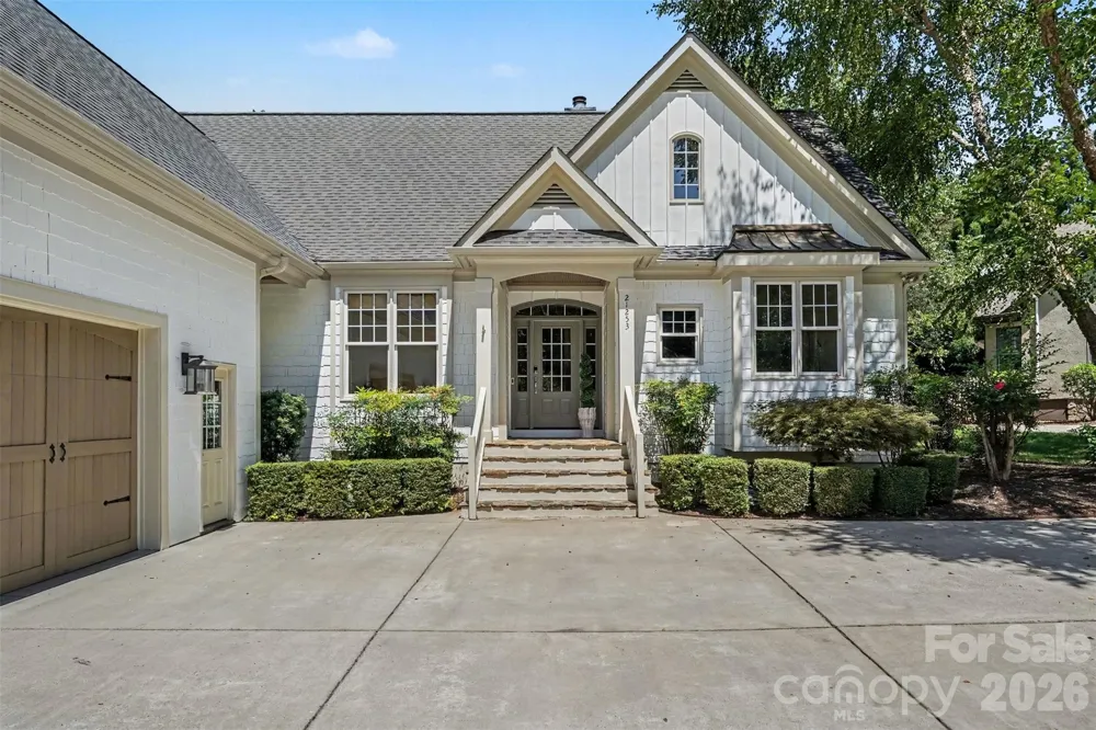 21253 Sandy Cove Road Cornelius, NC 28031