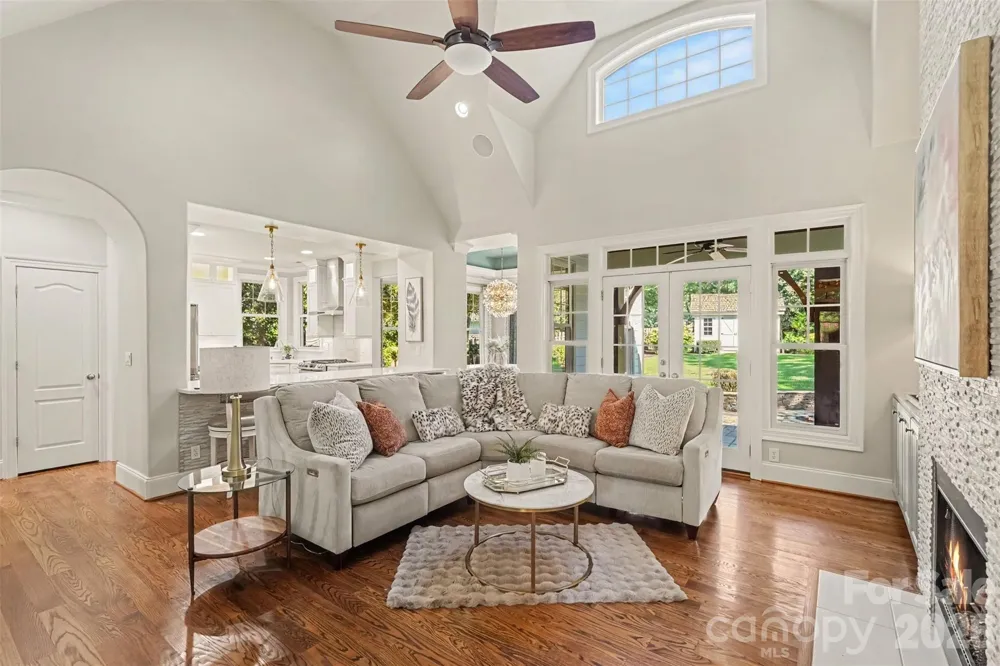 21253 Sandy Cove Road Cornelius, NC 28031