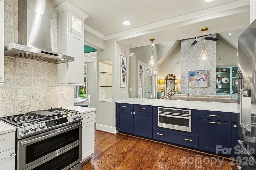 21253 Sandy Cove Road Cornelius, NC 28031