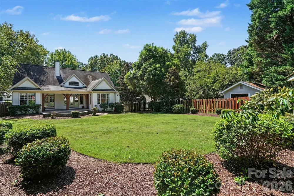 21253 Sandy Cove Road Cornelius, NC 28031