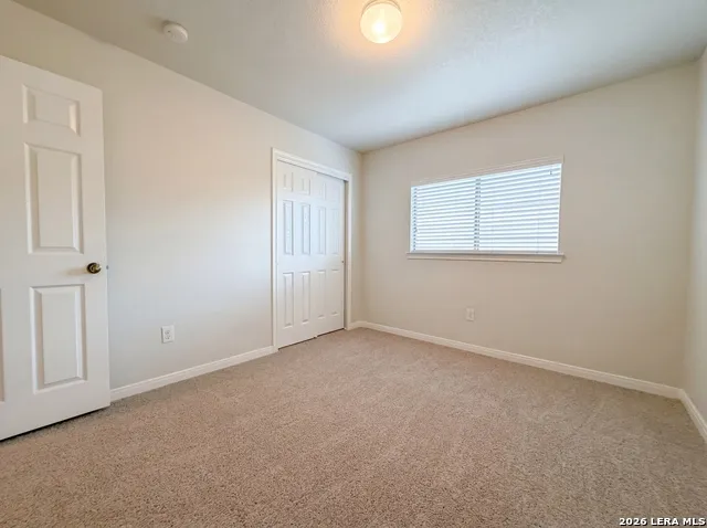 5708 MAXFLI DR Schertz, TX 78108