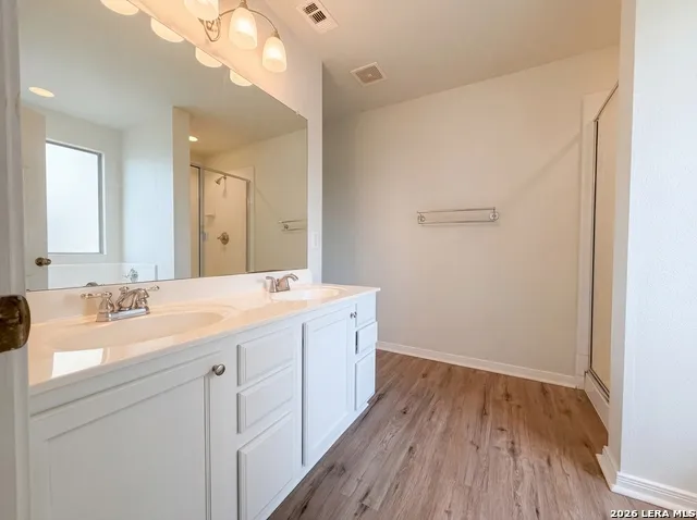 5708 MAXFLI DR Schertz, TX 78108