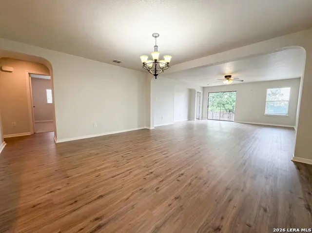 5708 MAXFLI DR Schertz, TX 78108