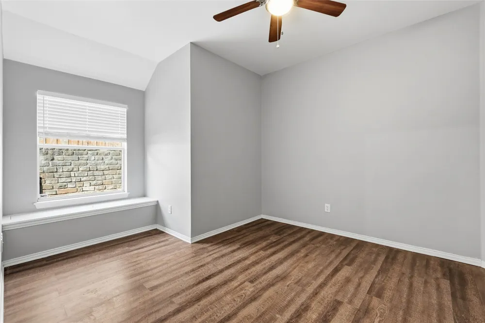 2211 Knob Hill Drive Corinth, TX 76210