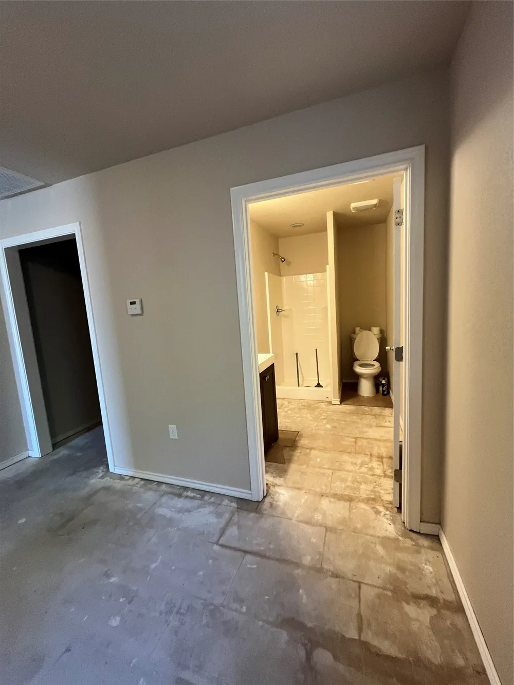 4210 Rhea Rd. Granbury, TX 76049