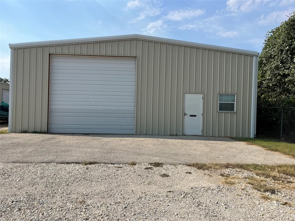 4210 Rhea Rd. Granbury, TX 76049
