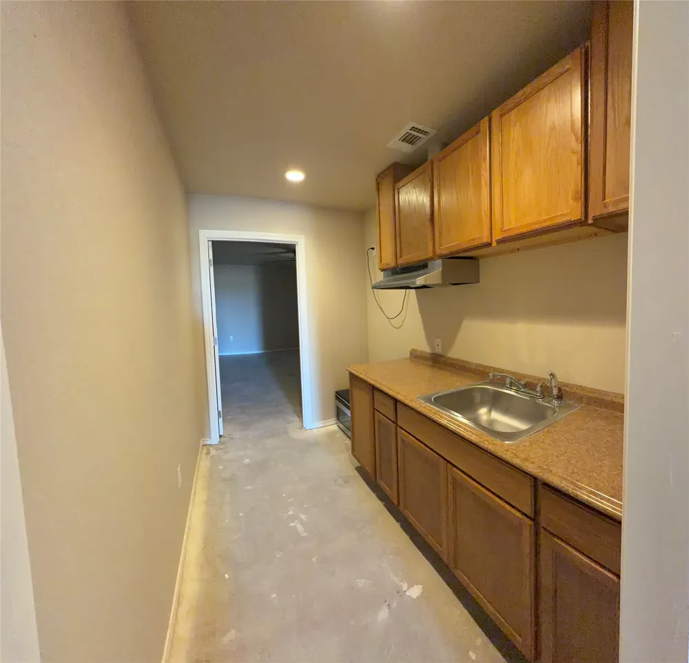 4210 Rhea Rd. Granbury, TX 76049