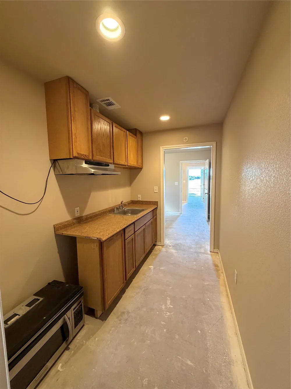 4210 Rhea Rd. Granbury, TX 76049