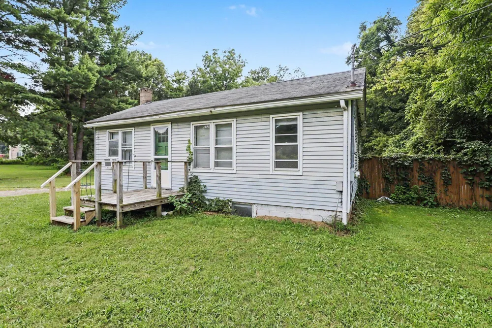 33381 U.S. 12 Niles, MI 49120