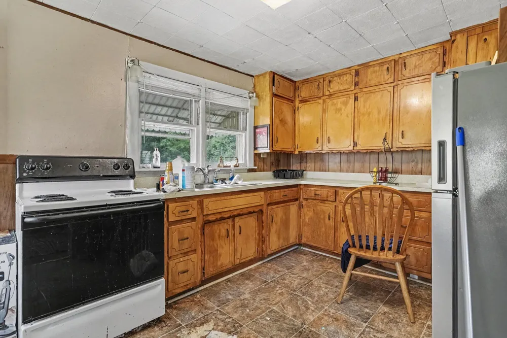 33381 U.S. 12 Niles, MI 49120
