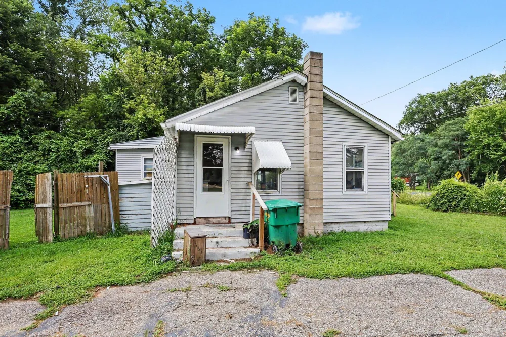 33381 U.S. 12 Niles, MI 49120