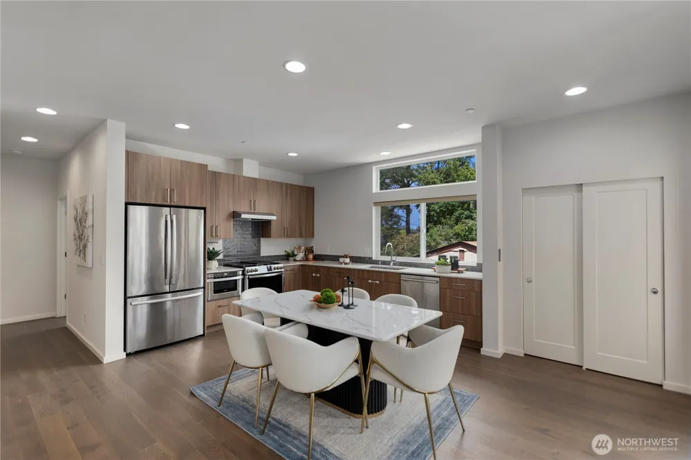 18309 11TH AVENUE NE #B Shoreline, WA 98155