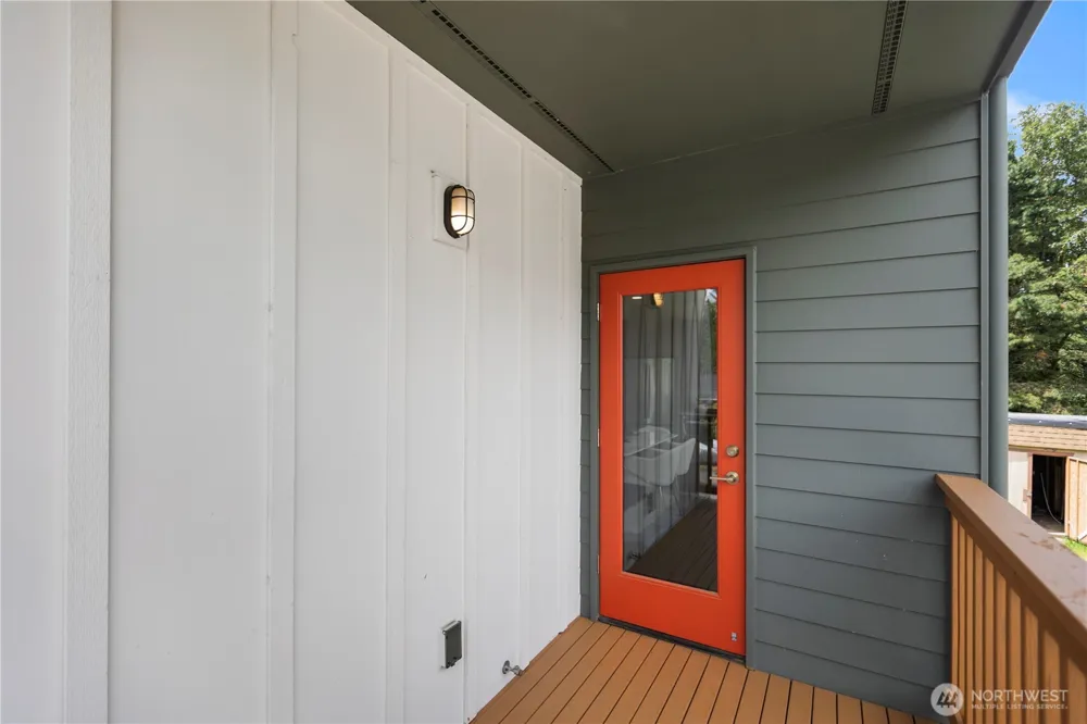 18309 11TH AVENUE NE #B Shoreline, WA 98155