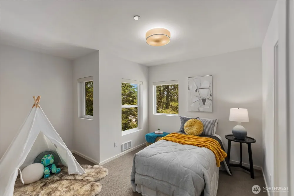 18309 11TH AVENUE NE #B Shoreline, WA 98155
