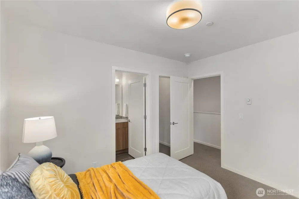 18309 11TH AVENUE NE #B Shoreline, WA 98155