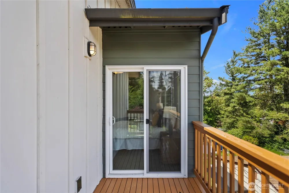 18309 11TH AVENUE NE #B Shoreline, WA 98155