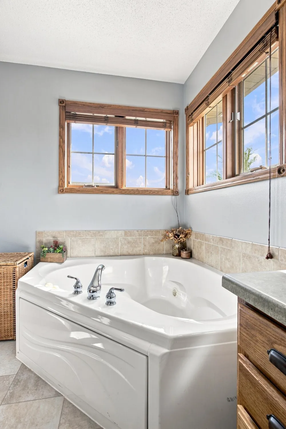 3848 16th Street S Moorhead, MN 56560
