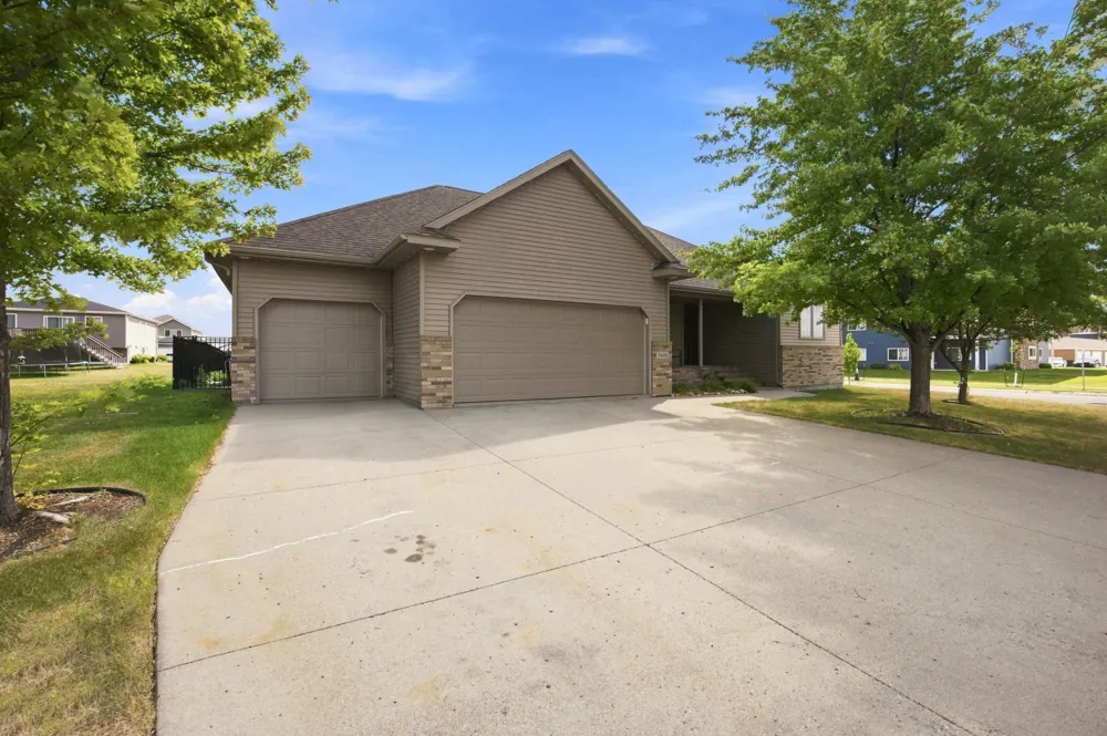 3848 16th Street S Moorhead, MN 56560