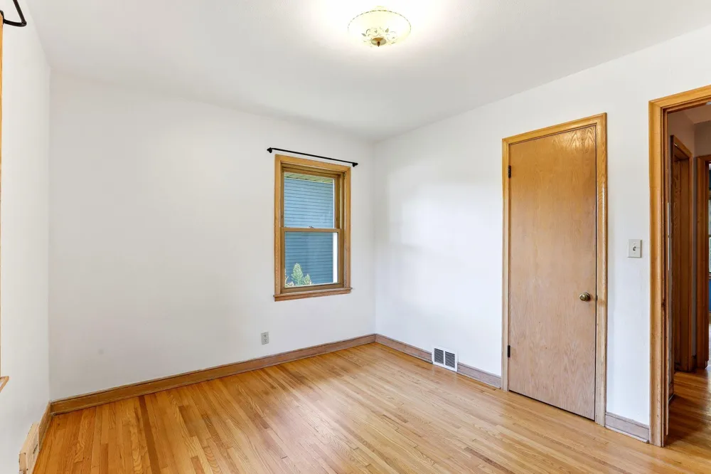 785 Grandview Avenue W Roseville, MN 55113