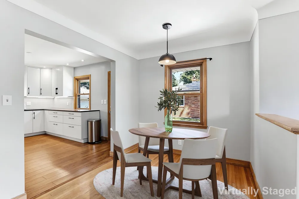 785 Grandview Avenue W Roseville, MN 55113