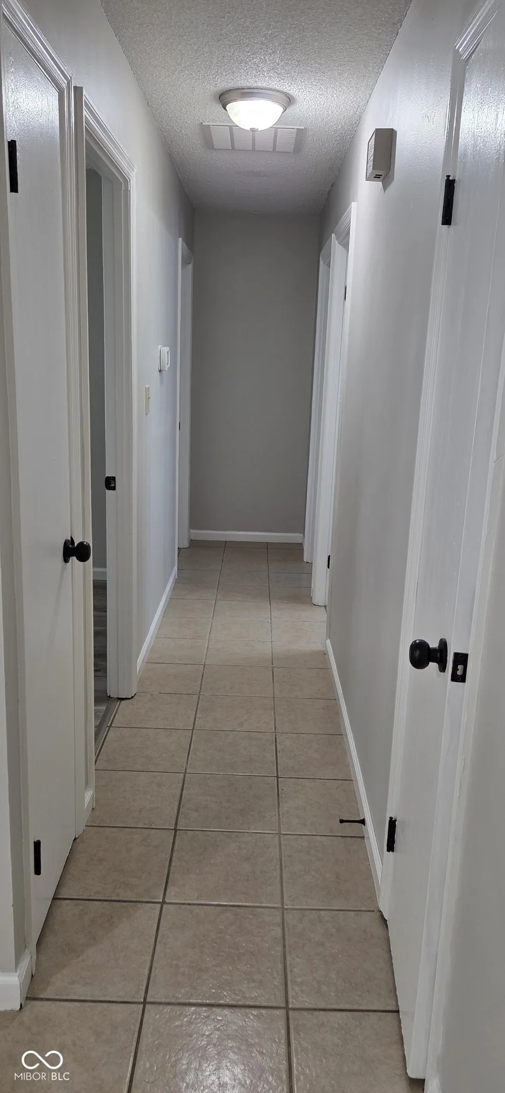 9445 Burrwood Circle Indianapolis, IN 46235
