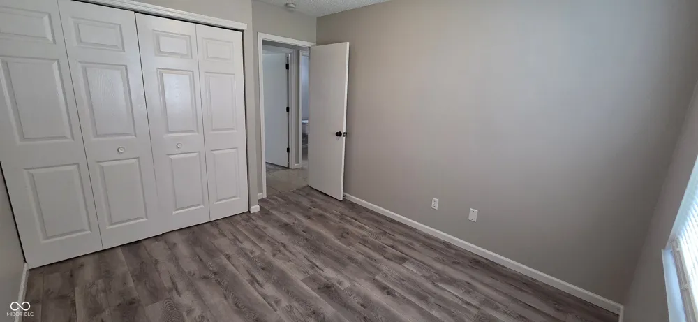 9445 Burrwood Circle Indianapolis, IN 46235