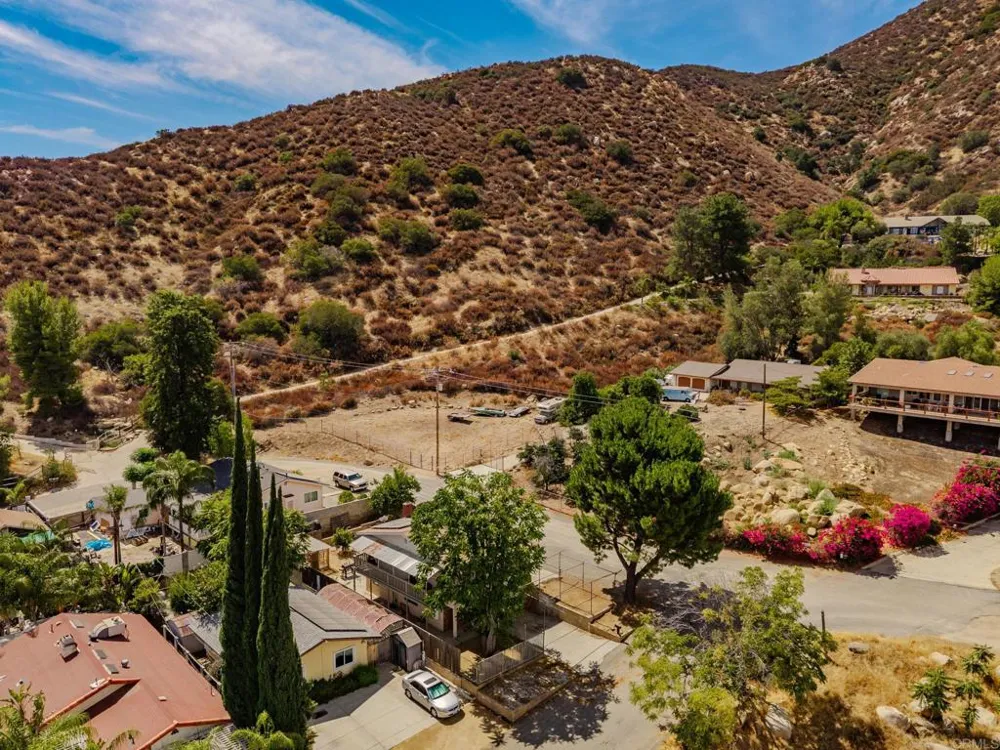 33200 Benner Street Lake Elsinore, CA 92530