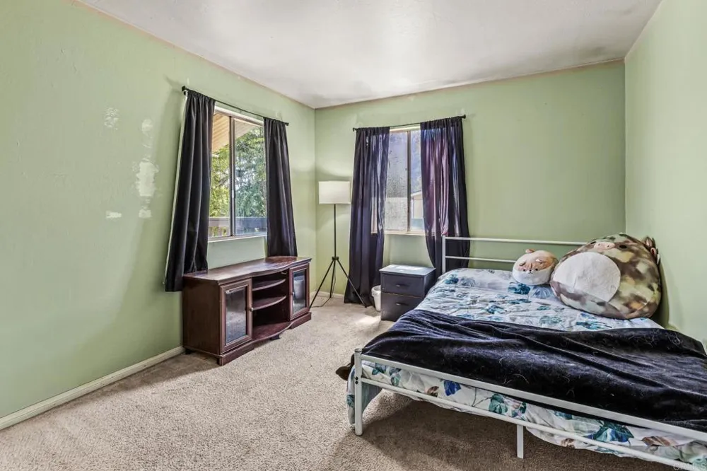 33200 Benner Street Lake Elsinore, CA 92530
