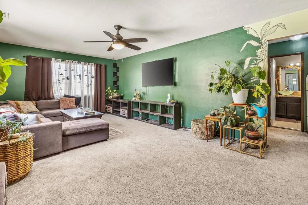 33200 Benner Street Lake Elsinore, CA 92530