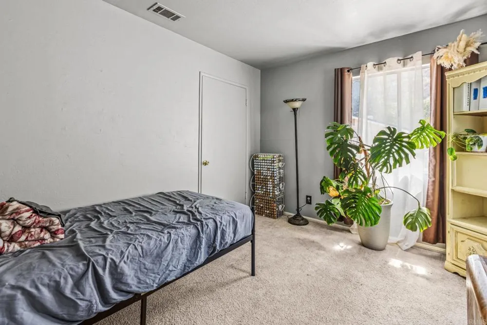 33200 Benner Street Lake Elsinore, CA 92530