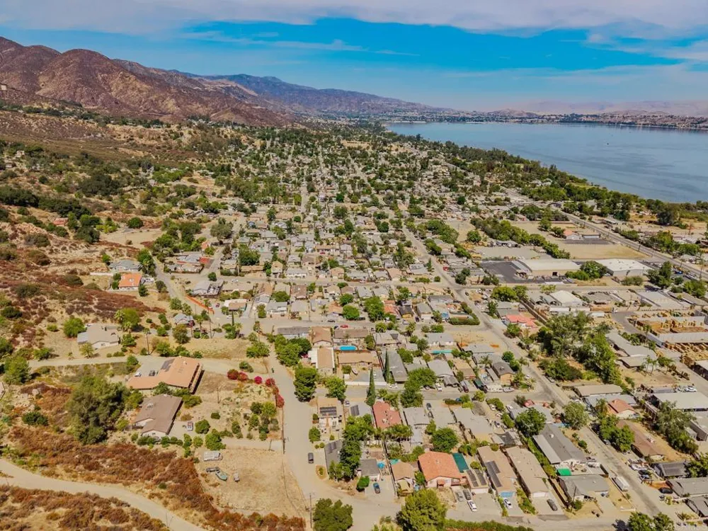 33200 Benner Street Lake Elsinore, CA 92530