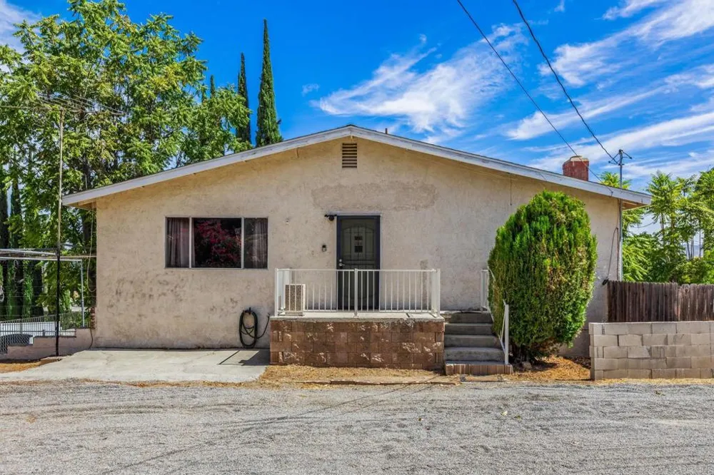 33200 Benner Street Lake Elsinore, CA 92530