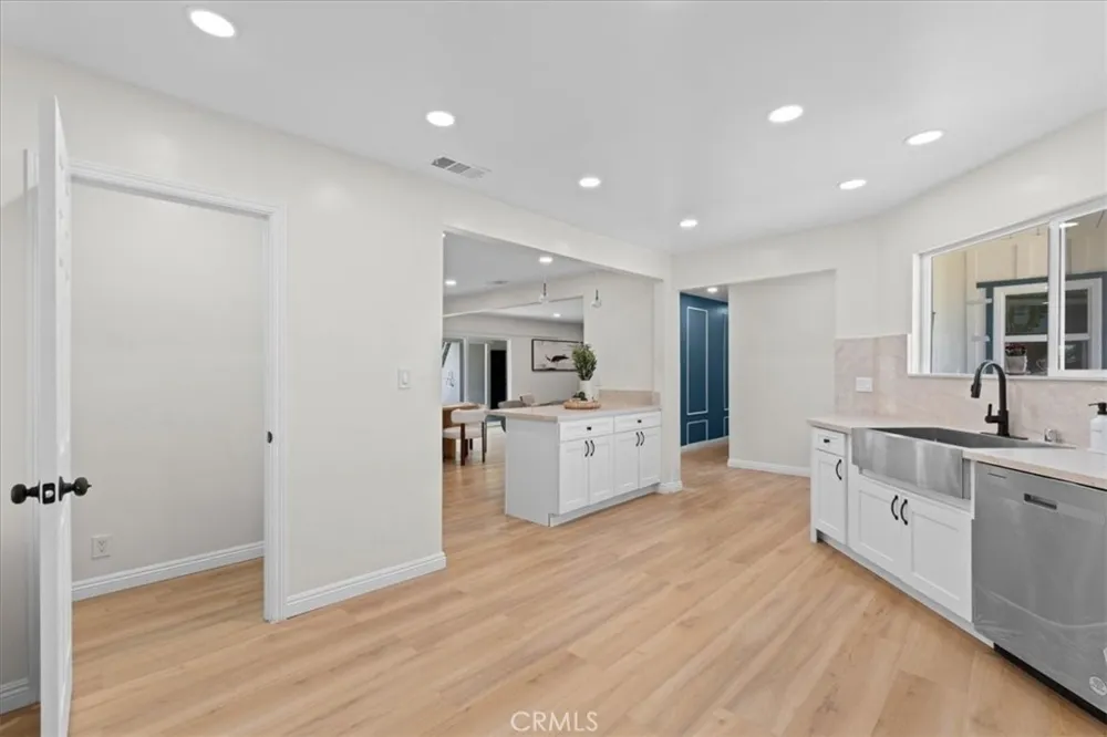 4108 Garey Claremont, CA 91711
