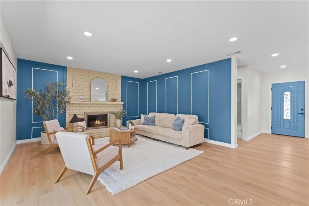 4108 Garey Claremont, CA 91711